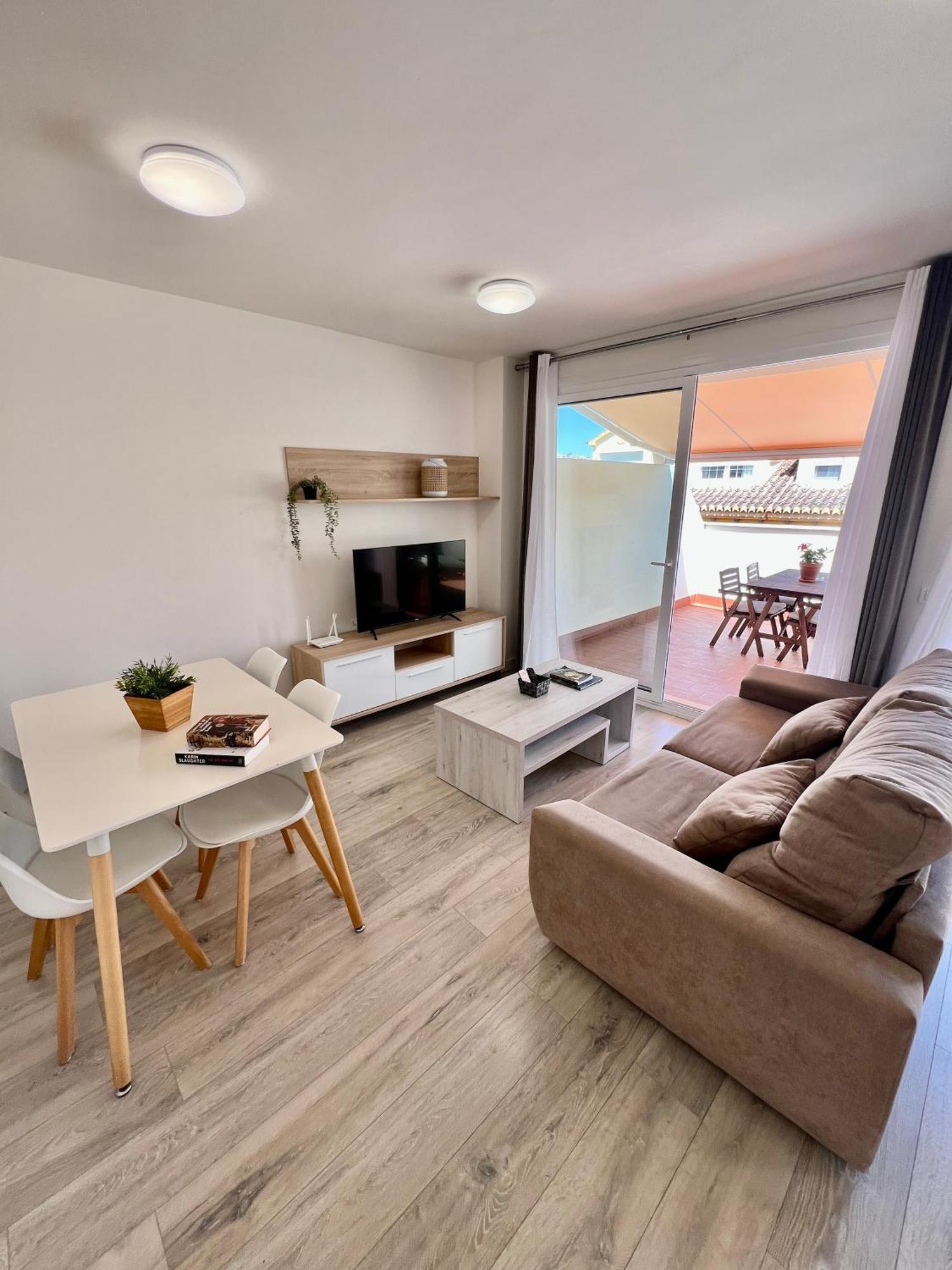 Apartamentos Rincón del Mar Torre Del Mar Exterior foto
